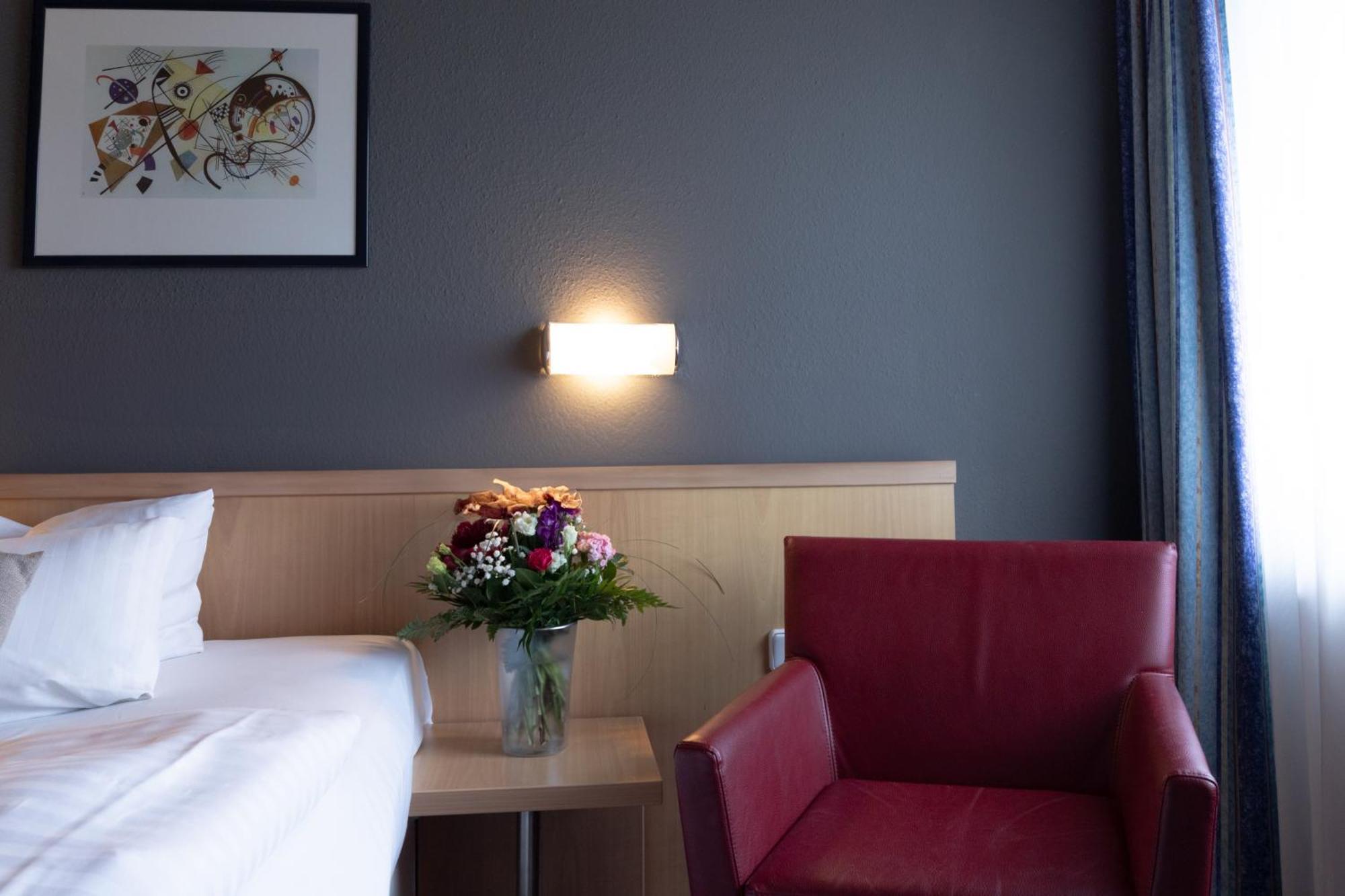 Garner Hotel Cottbus Sued By Ihg Luaran gambar