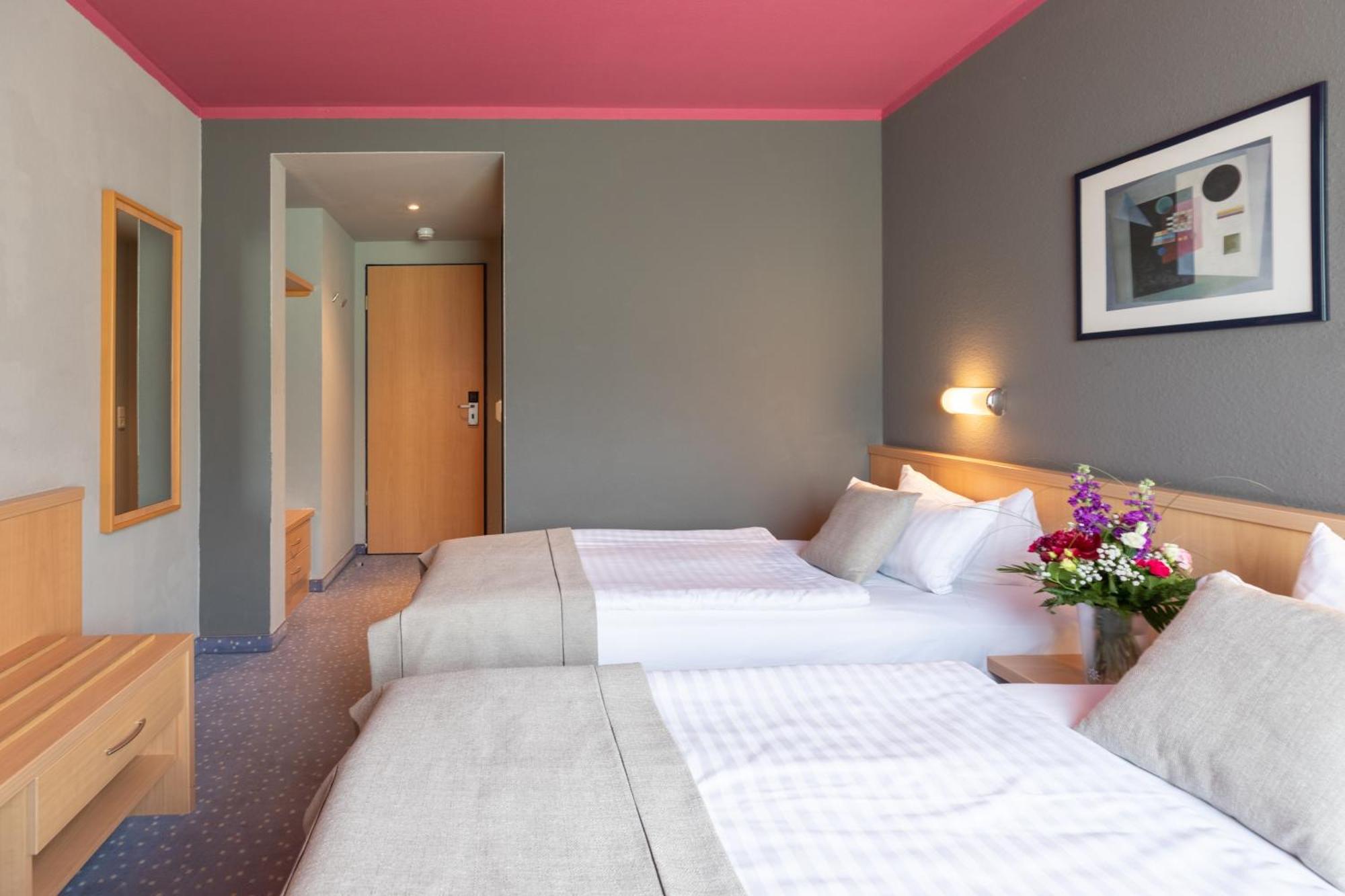Garner Hotel Cottbus Sued By Ihg Luaran gambar