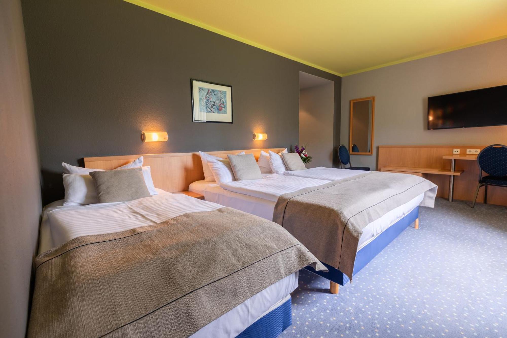 Garner Hotel Cottbus Sued By Ihg Luaran gambar