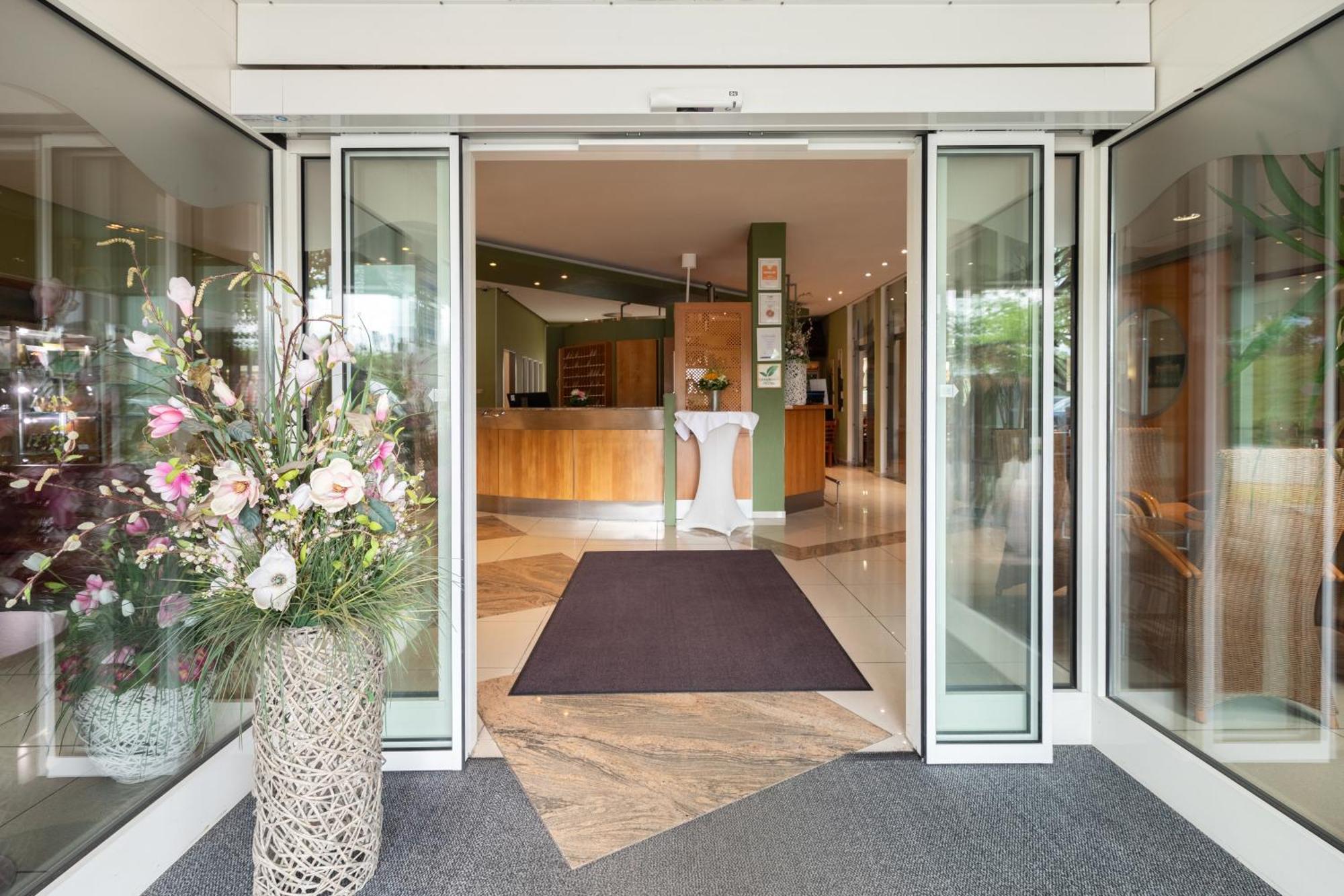 Garner Hotel Cottbus Sued By Ihg Luaran gambar